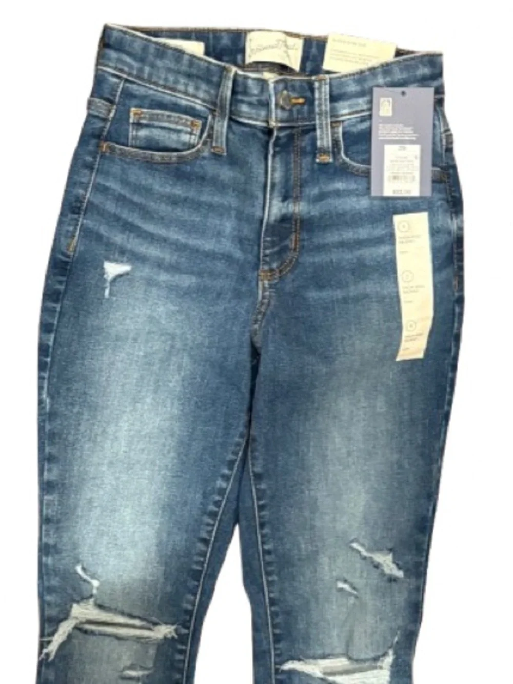 Women’s Universal Threads Skinny Distressed Jeans - Mid Wash